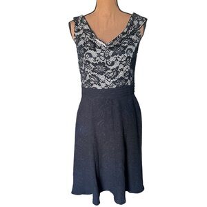 🌼 (4/$20) Formal Black & Cream Sleeveless Dress w/ Pockets